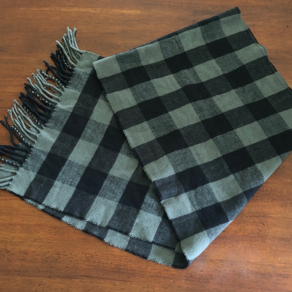 Scotland Cashmere Scarf Green And Black Buffalo Plaid